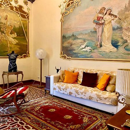 Sake Maison De Charme - Fascinating Ancient Sicilian Mansion Catania Bagian luar foto